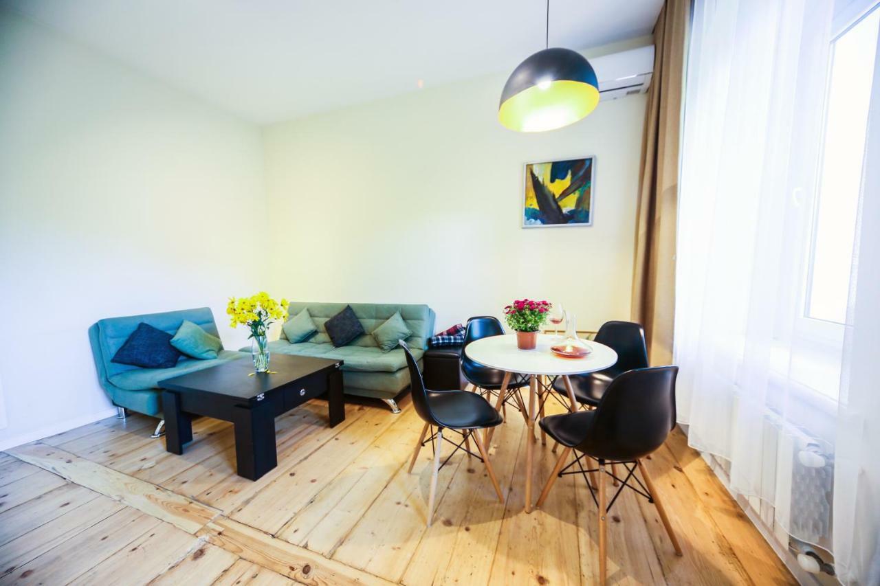 Parajhouse Apartment Tbilisi Luaran gambar